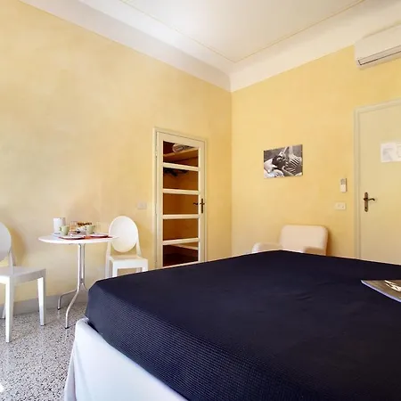 Casa de hóspedes Michelangelo 3*